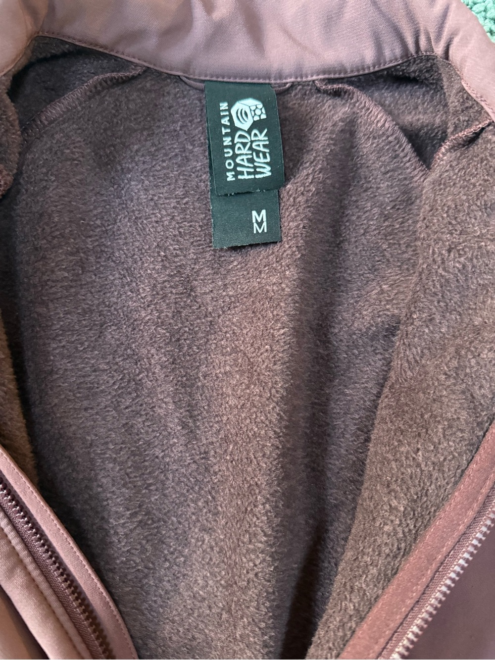 Women’s mountain hardwear Softshell Jacket - Picture 6 of 10